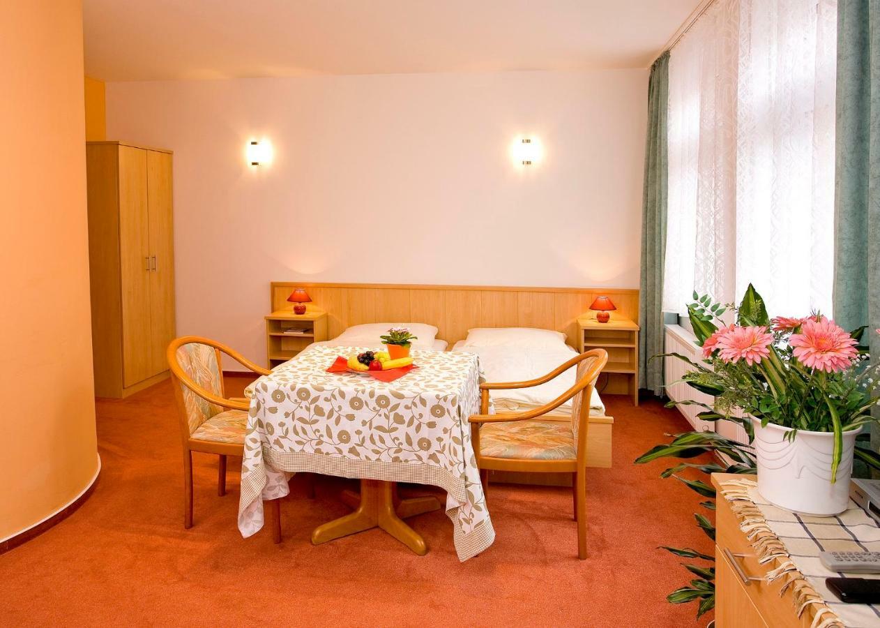 Appartment Haus Sandra วาเริน ภายนอก รูปภาพ